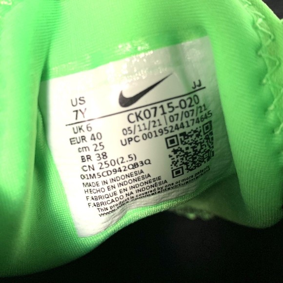 Nike Air Zoom Arcadia Low-Top Running Shoes Black/Green GS CK0715-020 Size 7Y - Picture 7 of 8